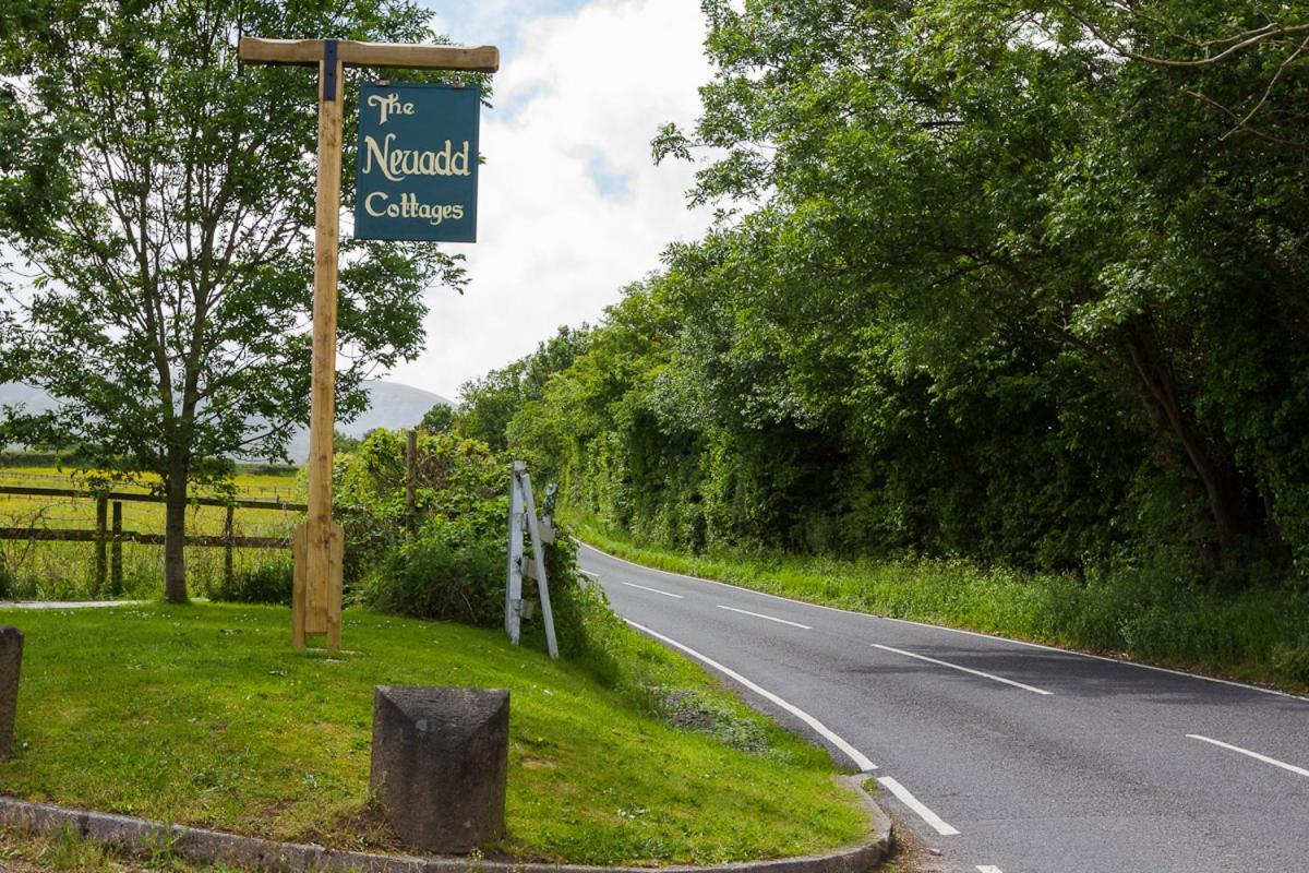 Neuadd B&B Suites Crickhowell Eksteriør billede