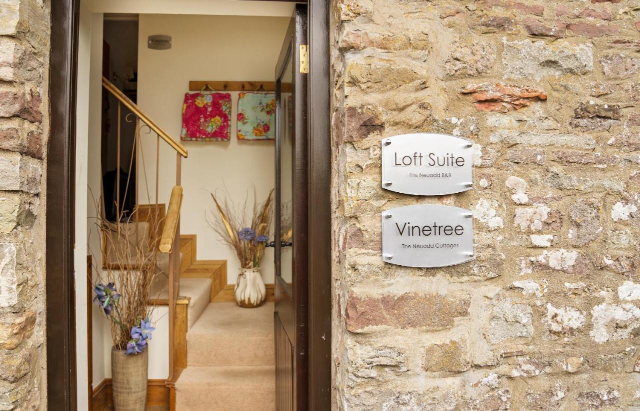 Neuadd B&B Suites Crickhowell Eksteriør billede