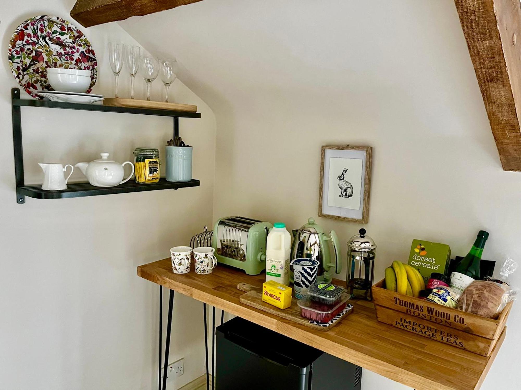 Neuadd B&B Suites Crickhowell Eksteriør billede